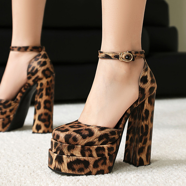 leopard-print-square-toe-block-heel-platform-sandals Leopard Print Square Toe Block Heel Platform Sandals
