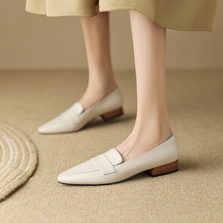 Minimalist Leather Loafers for Women and Men