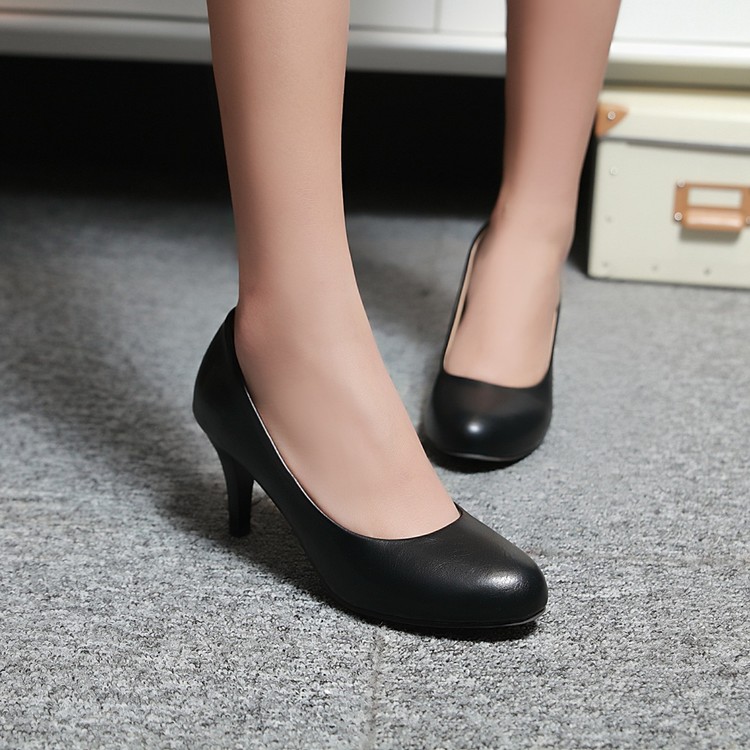 minimalist-slip-on-mid-heel-pumps-for-women_2 Minimalist Slip-On Mid Heel Pumps for Women