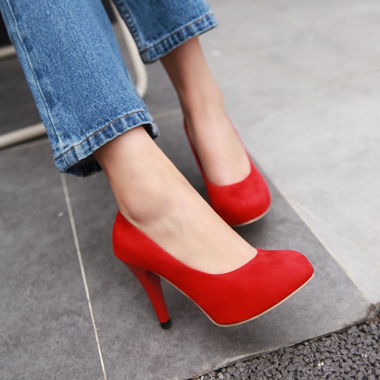 womens-fashion-flat-shoes-with-stiletto-mid-heel-and-platform_3 Women's Fashion Flat Shoes with Stiletto Mid Heel and Platform