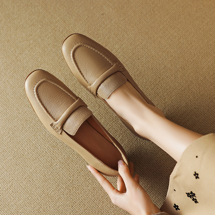 Women's Leather Loafers Slip-On Chunky Mid Heel Commuter Shoes