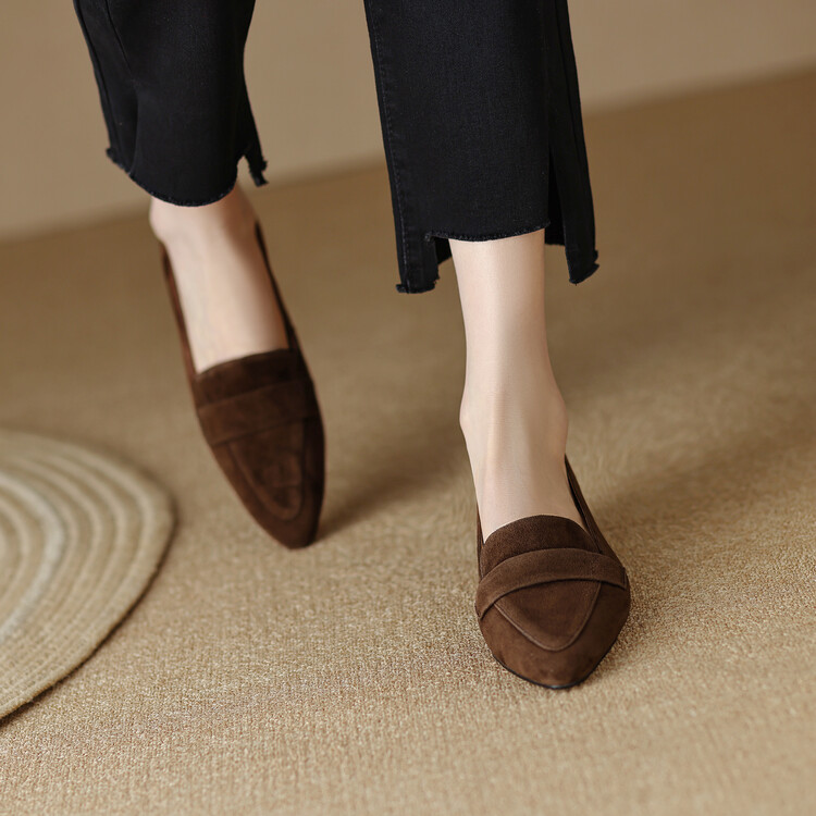 Women's Suede Loafers with Chunky Mid Heel and Pointed Toe - Style g.html